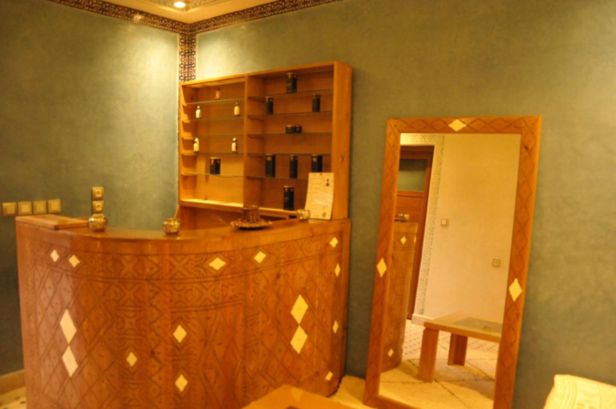Oz Palace Ouarzazate & Spa Tajda Екстериор снимка