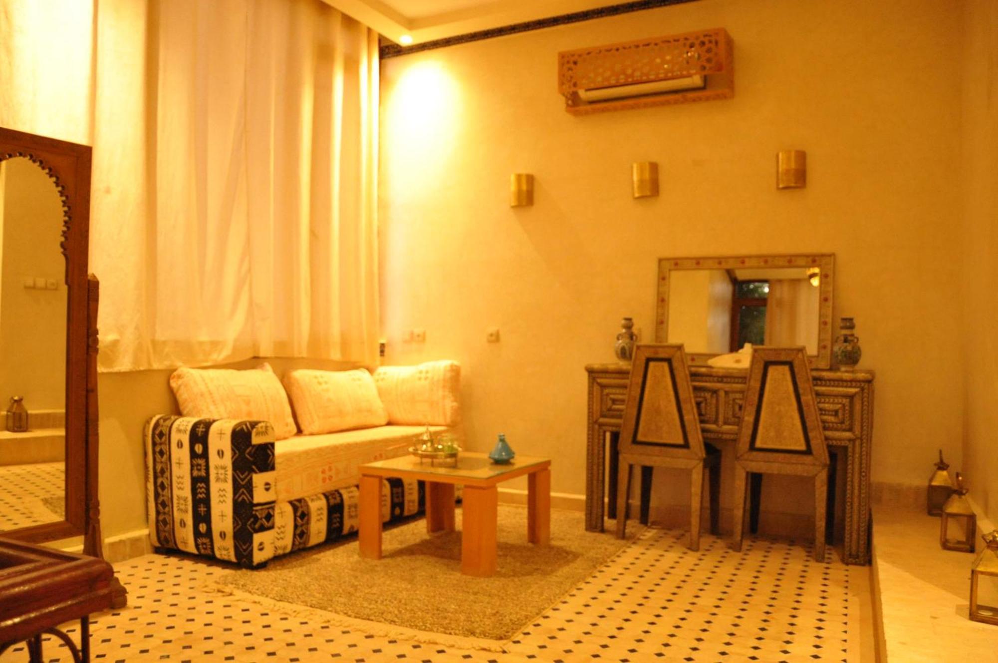 Oz Palace Ouarzazate & Spa Tajda Екстериор снимка